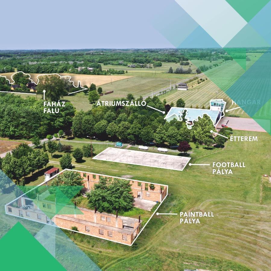 Matko Airport Es Elmenykoezpont Bed & Breakfast Exterior photo